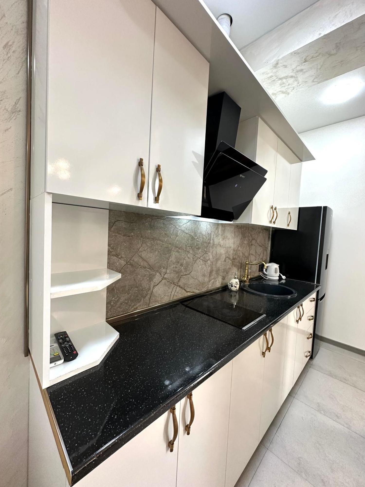 New Apartment In Downtown Erevan Exterior foto