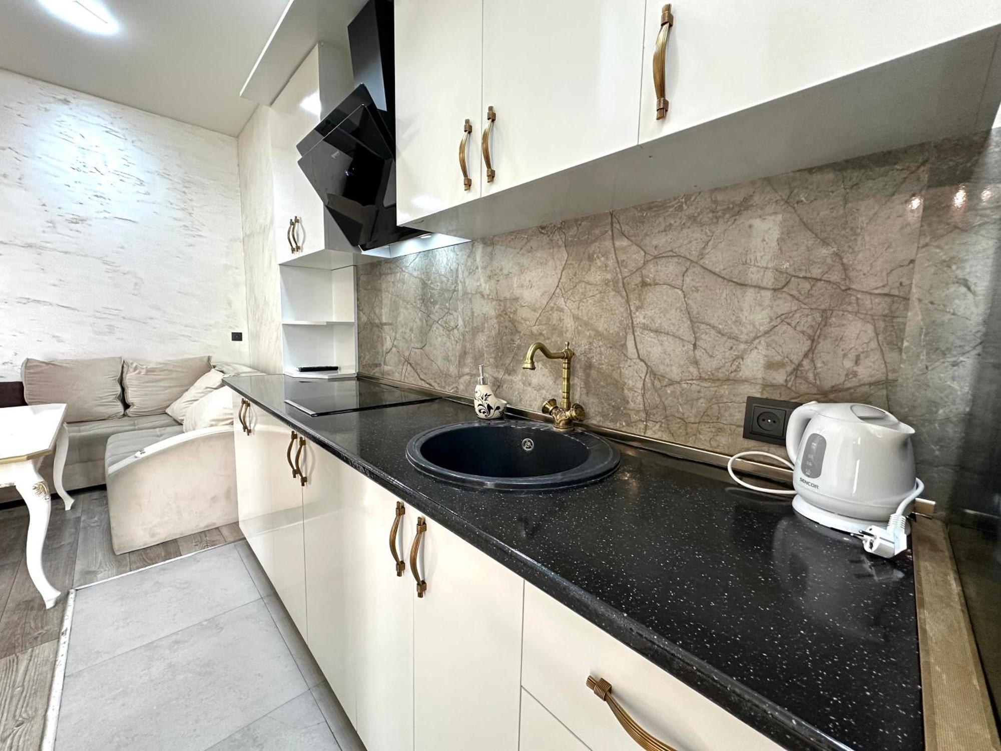 New Apartment In Downtown Erevan Exterior foto